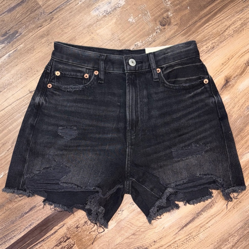 American Eagle 90s Boyfriend black denim distressed shorts 00/24W NWT